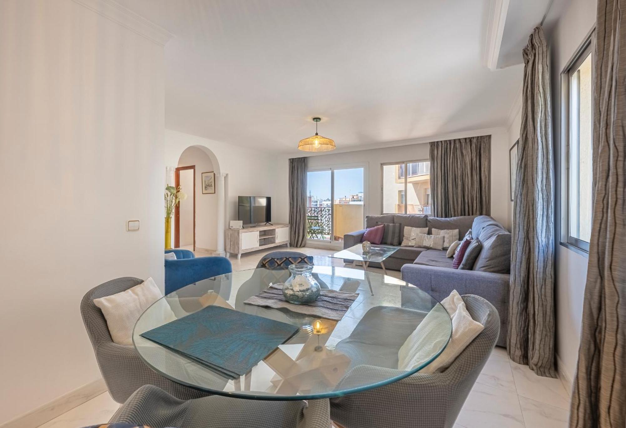 Apartment Dolmen Group- Ricardo Soriano Marbella