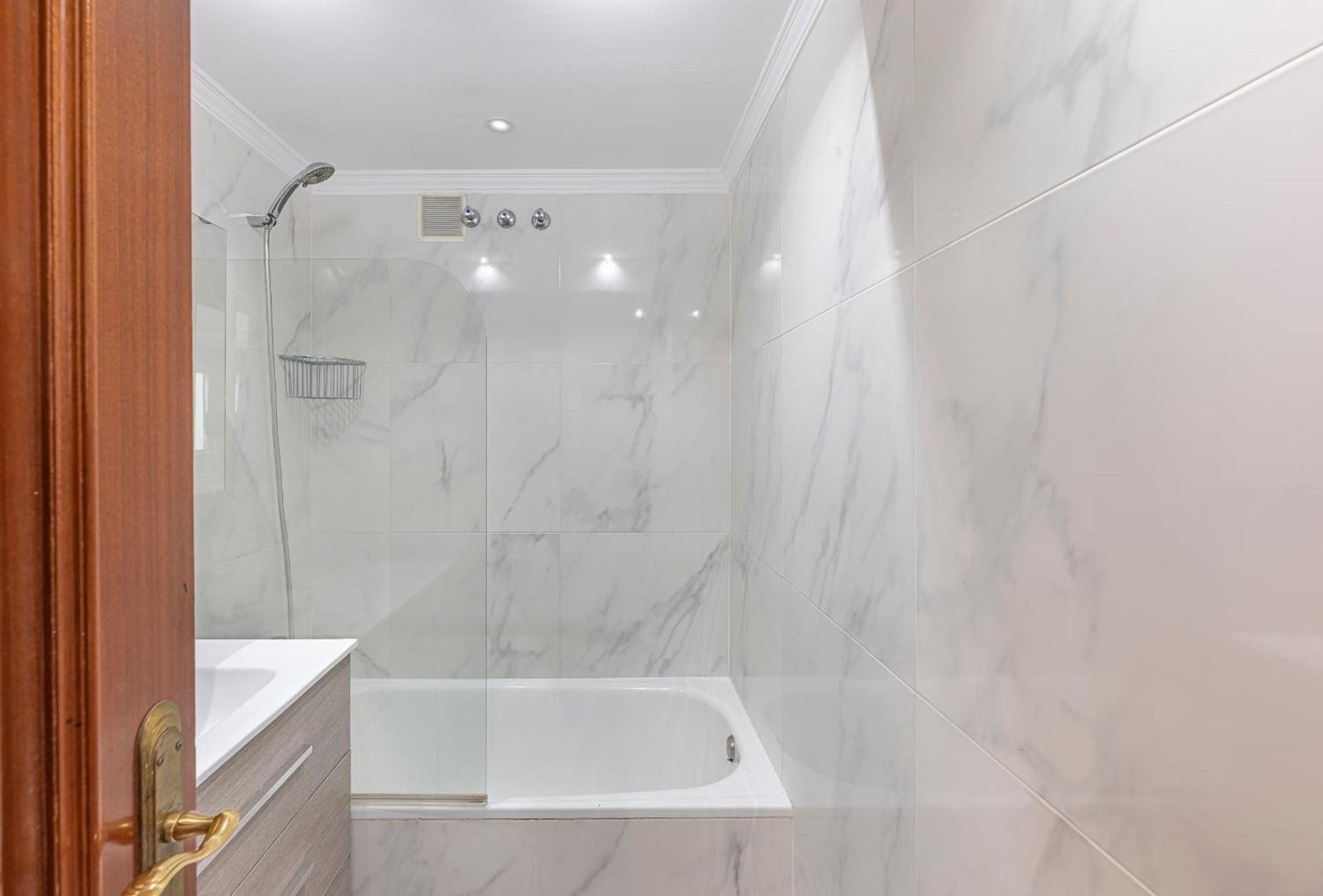 Dolmen Group- Ricardo Soriano Apartment