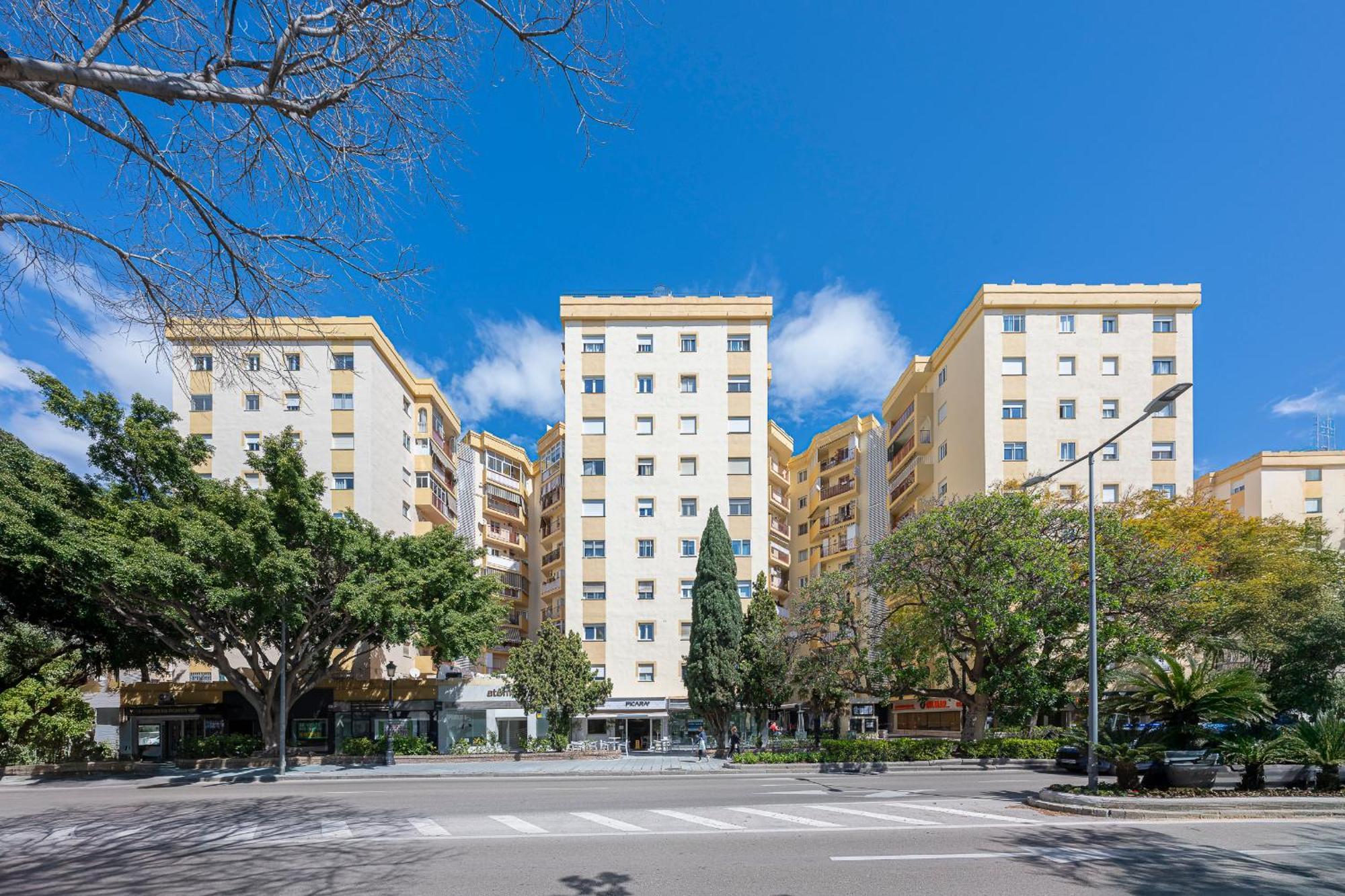 Apartment Dolmen Group- Ricardo Soriano Marbella