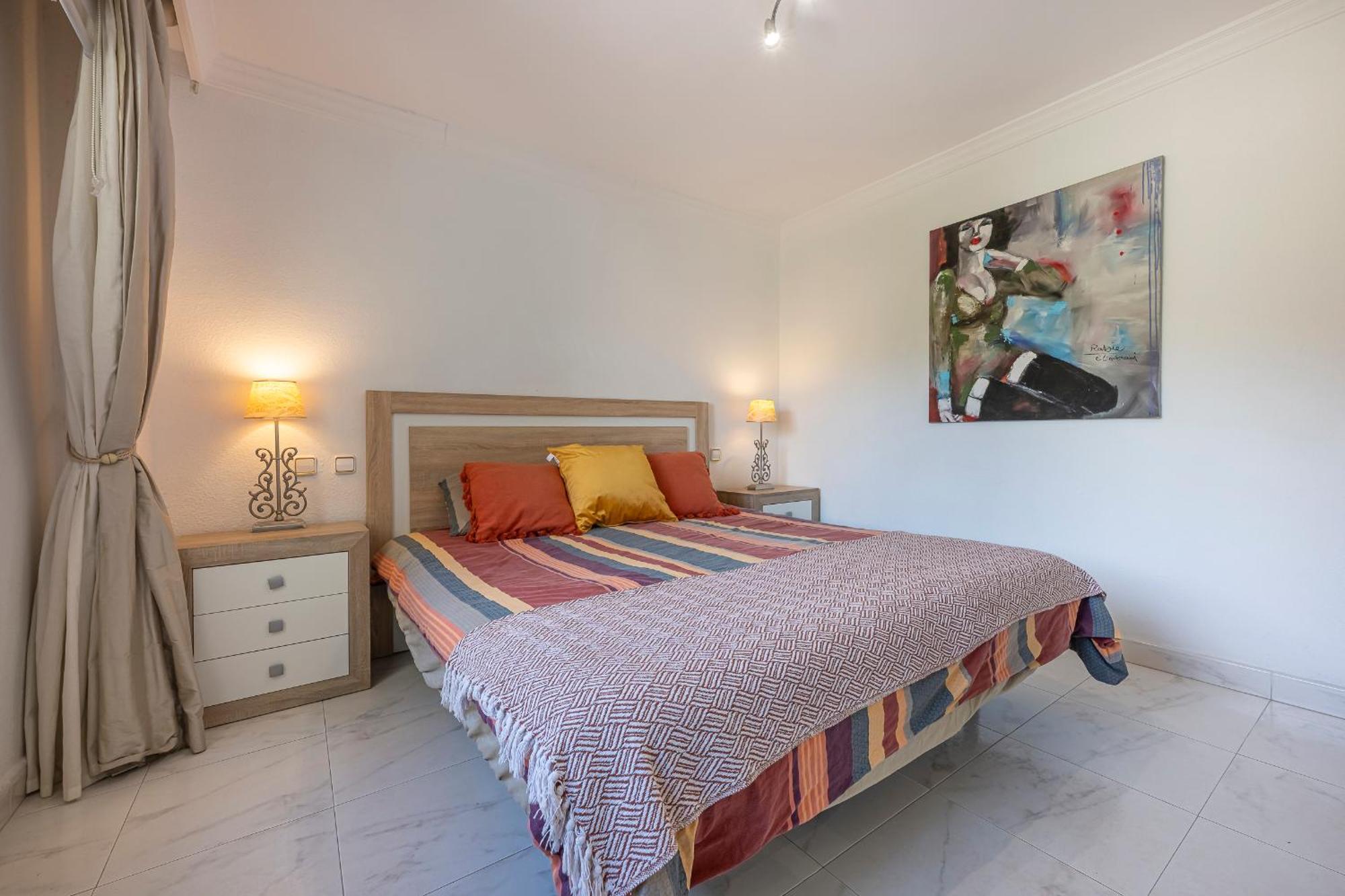 Dolmen Group- Ricardo Soriano Apartment
