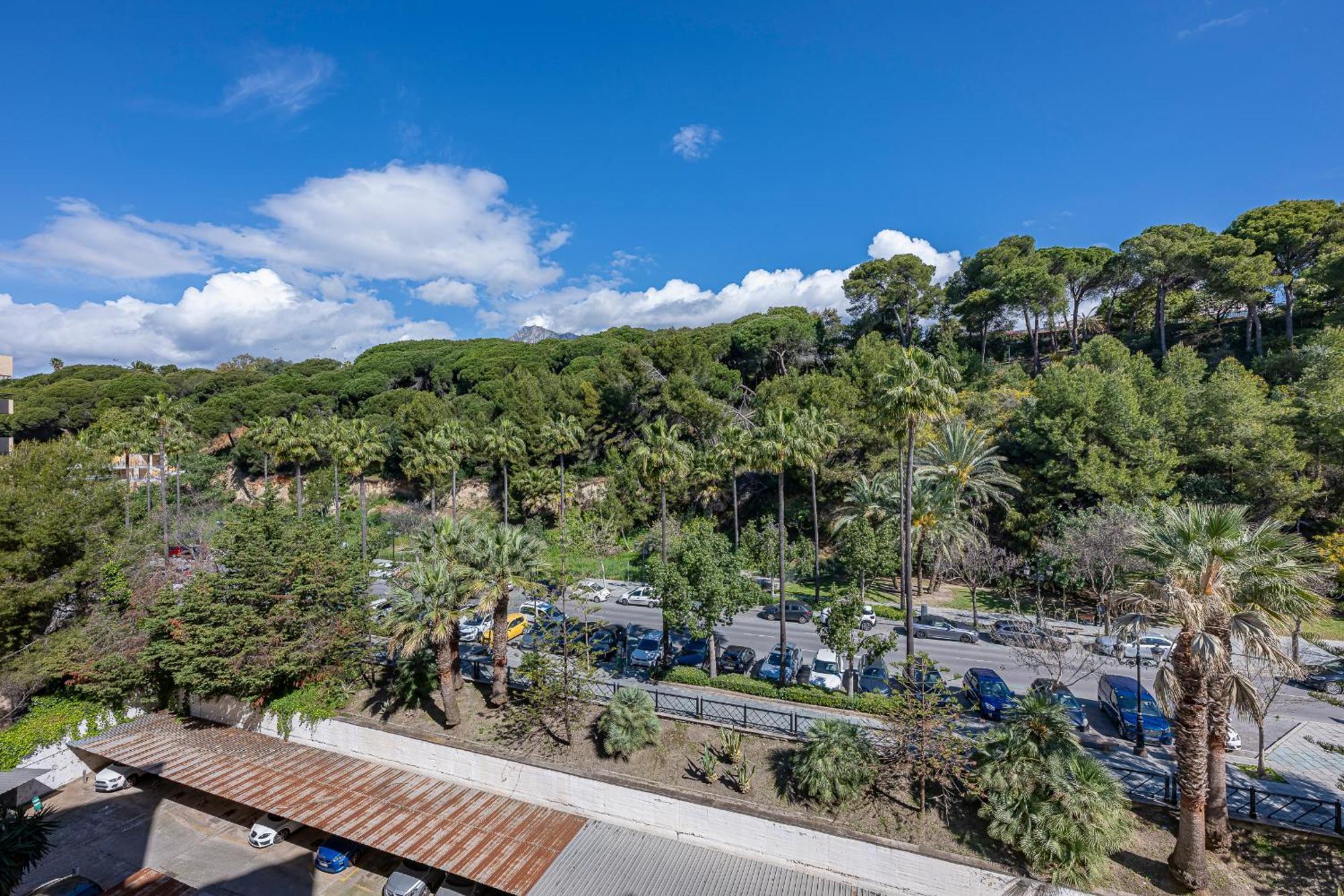 Apartment Dolmen Group- Ricardo Soriano *